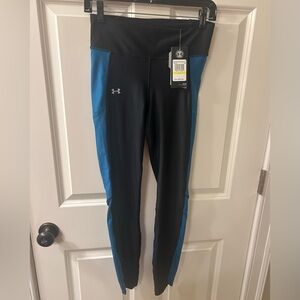 NWT Under Armour Black and Blue Women's Performance Leggings Size:  Medium